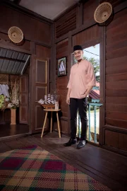 Kurta Gorilla - Nude