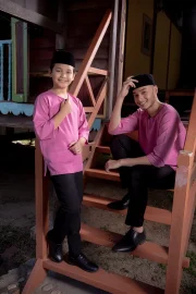 Kurta Gorilla - Pink Guava - Image 2