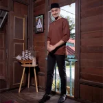 Kurta Gorilla - Rich Brown